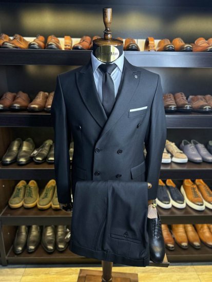 Костюм MAZALTOVMAN 2-ка Черный двубортный